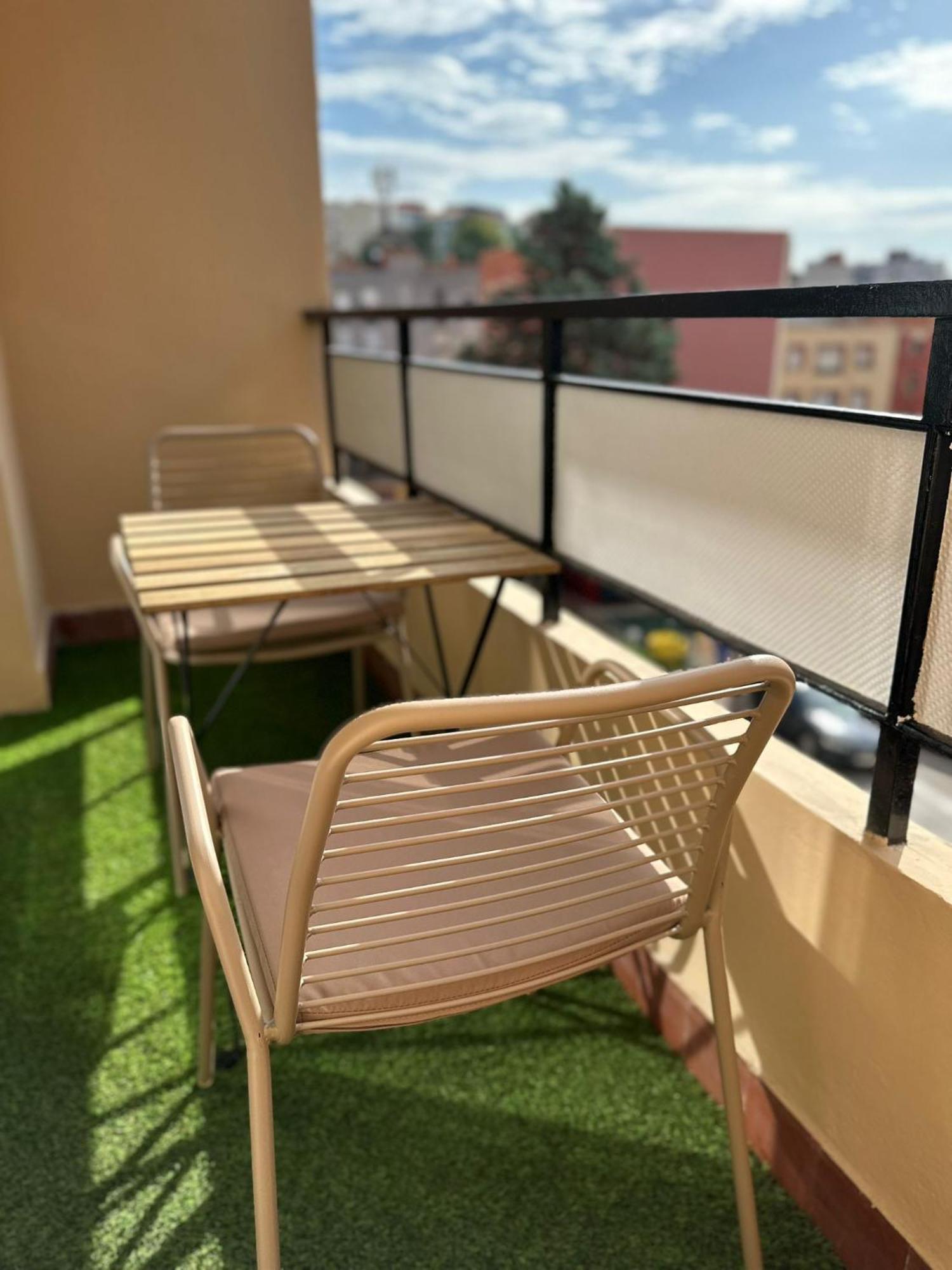 Apartamento Centrico Alba Сантандер Екстериор снимка