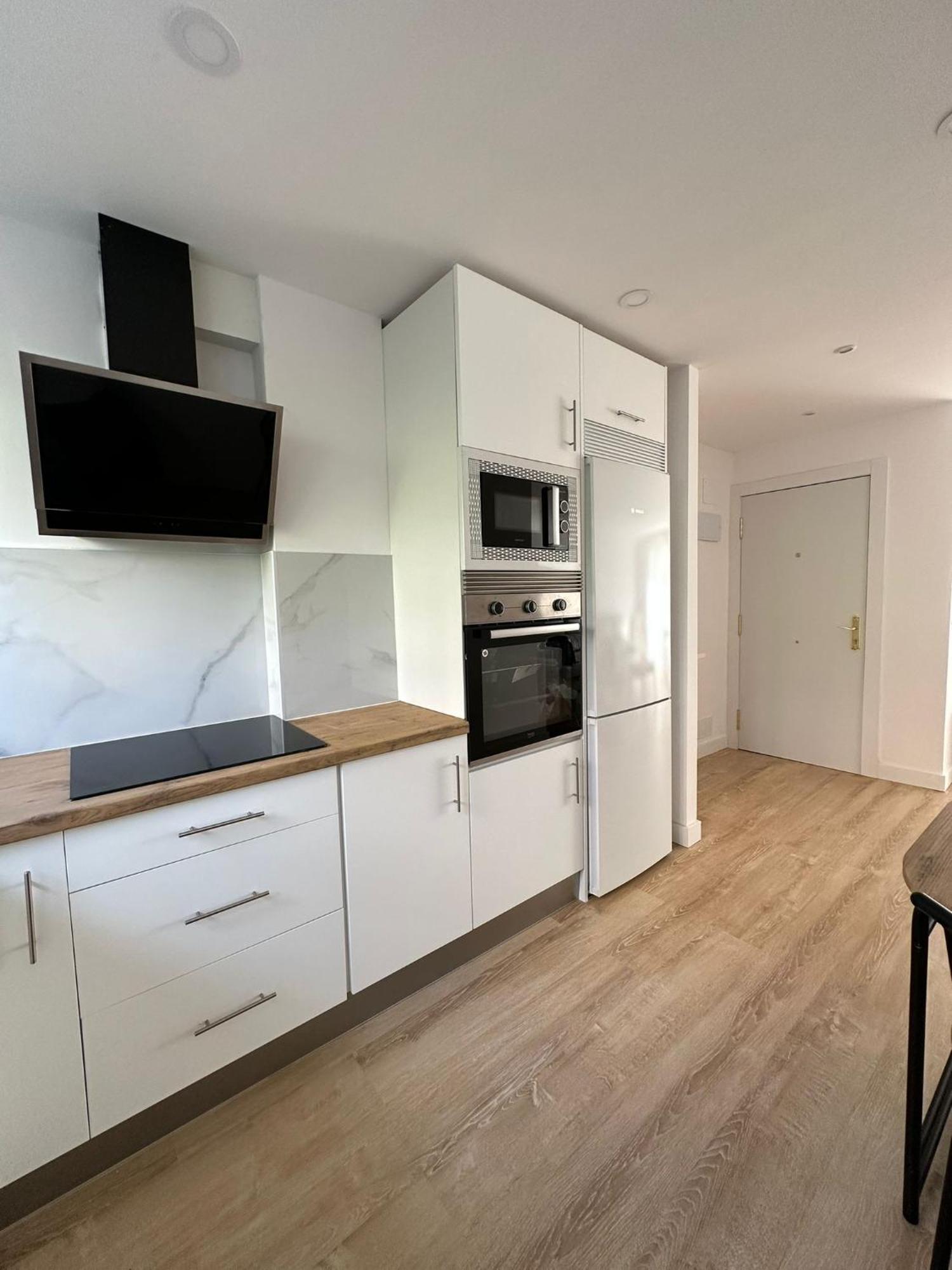 Apartamento Centrico Alba Сантандер Екстериор снимка