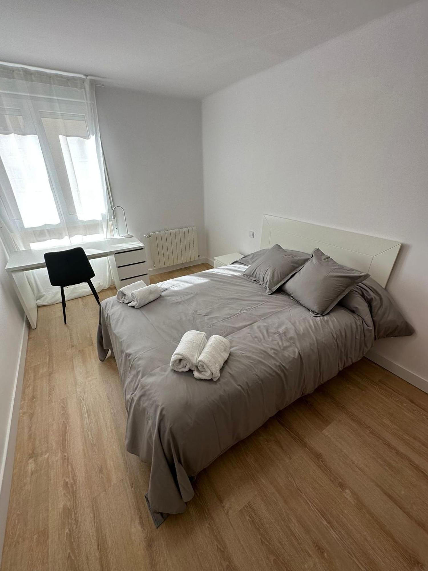 Apartamento Centrico Alba Сантандер Екстериор снимка